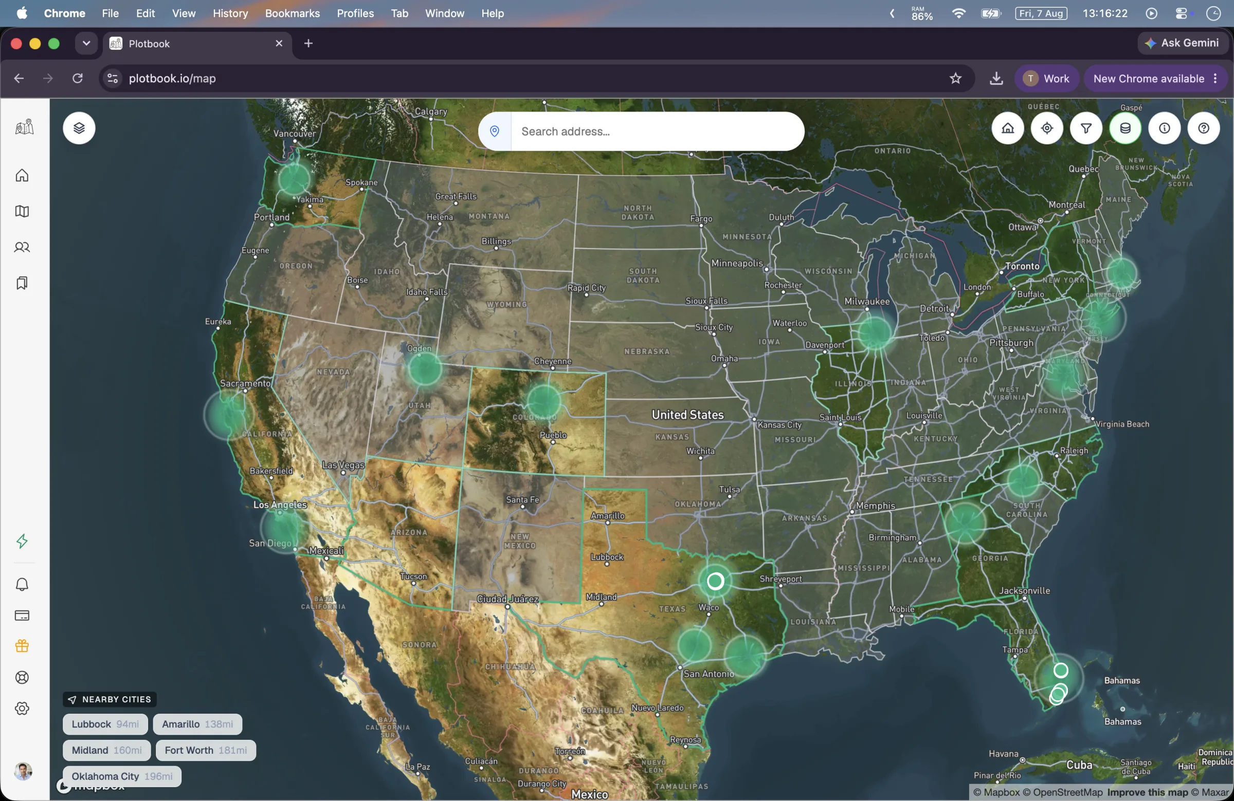 Plotbook's nationwide property map with wealth-area markers and parcel discovery tools.